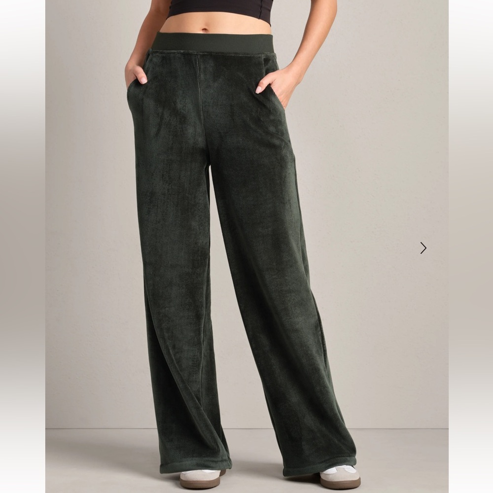 Rhone Plush Sweatpants